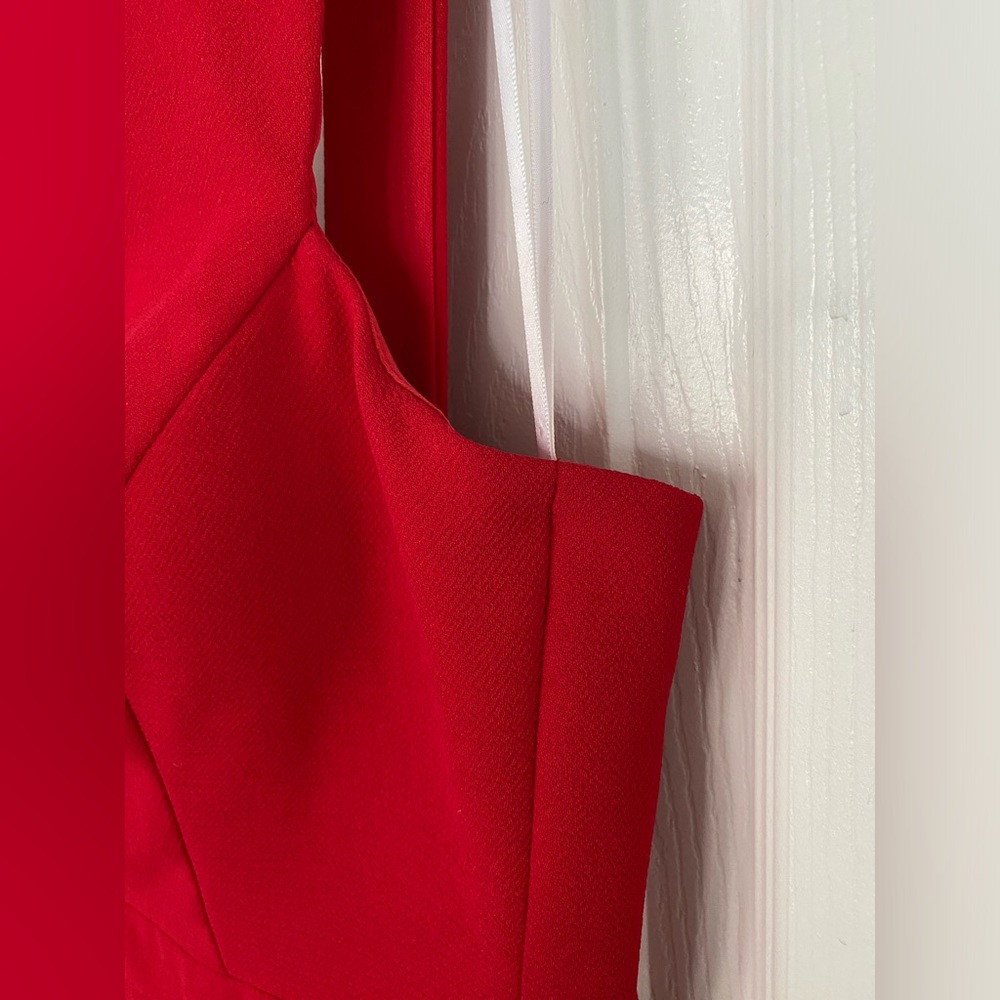 GUC Avery G One Shoulder Red Floor Length Gown Prom Dress size 4 - Picture 12 of 16